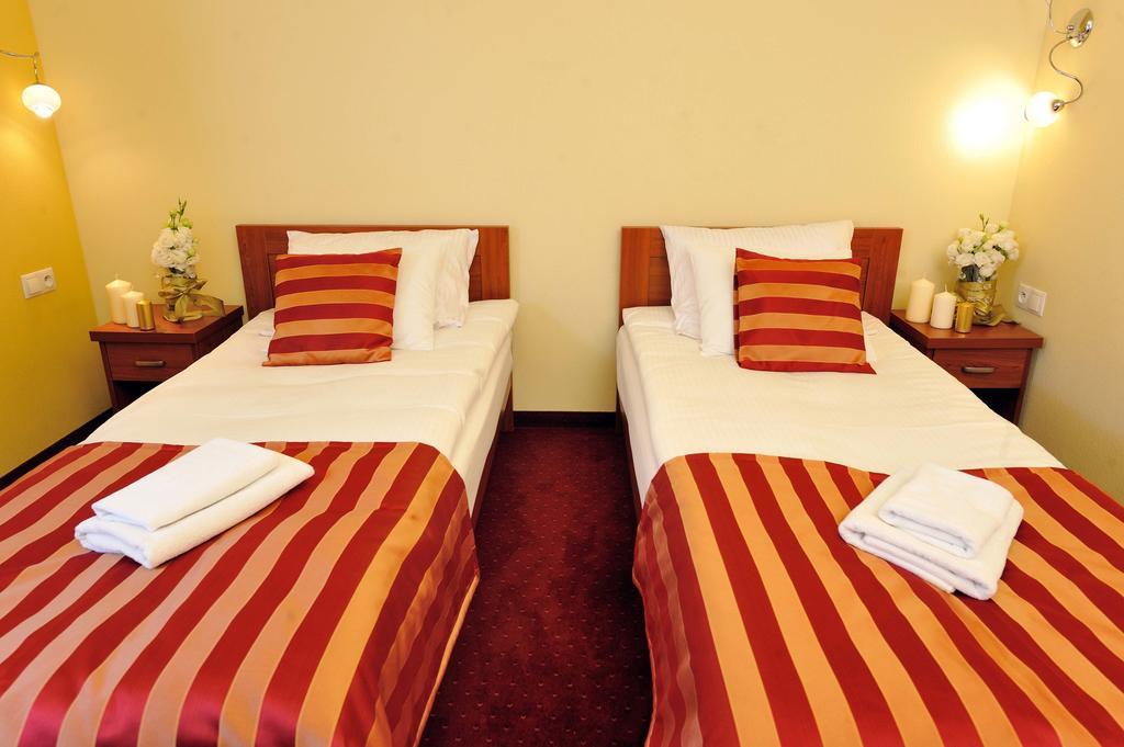 Hotel Na Bloniach Bielsko-Biała Room photo